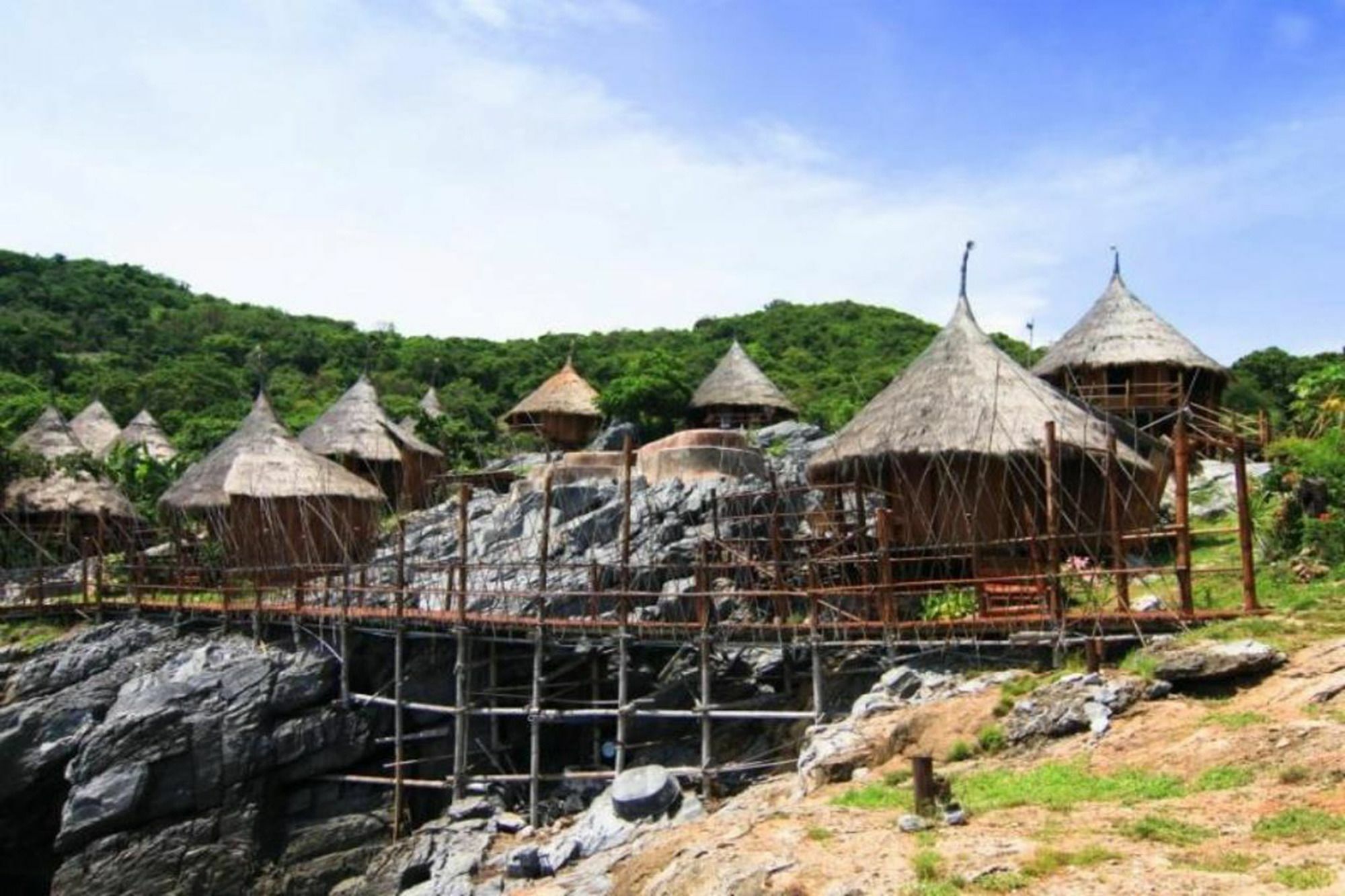 Paree Hut Resort Ko Si Chang Exterior foto